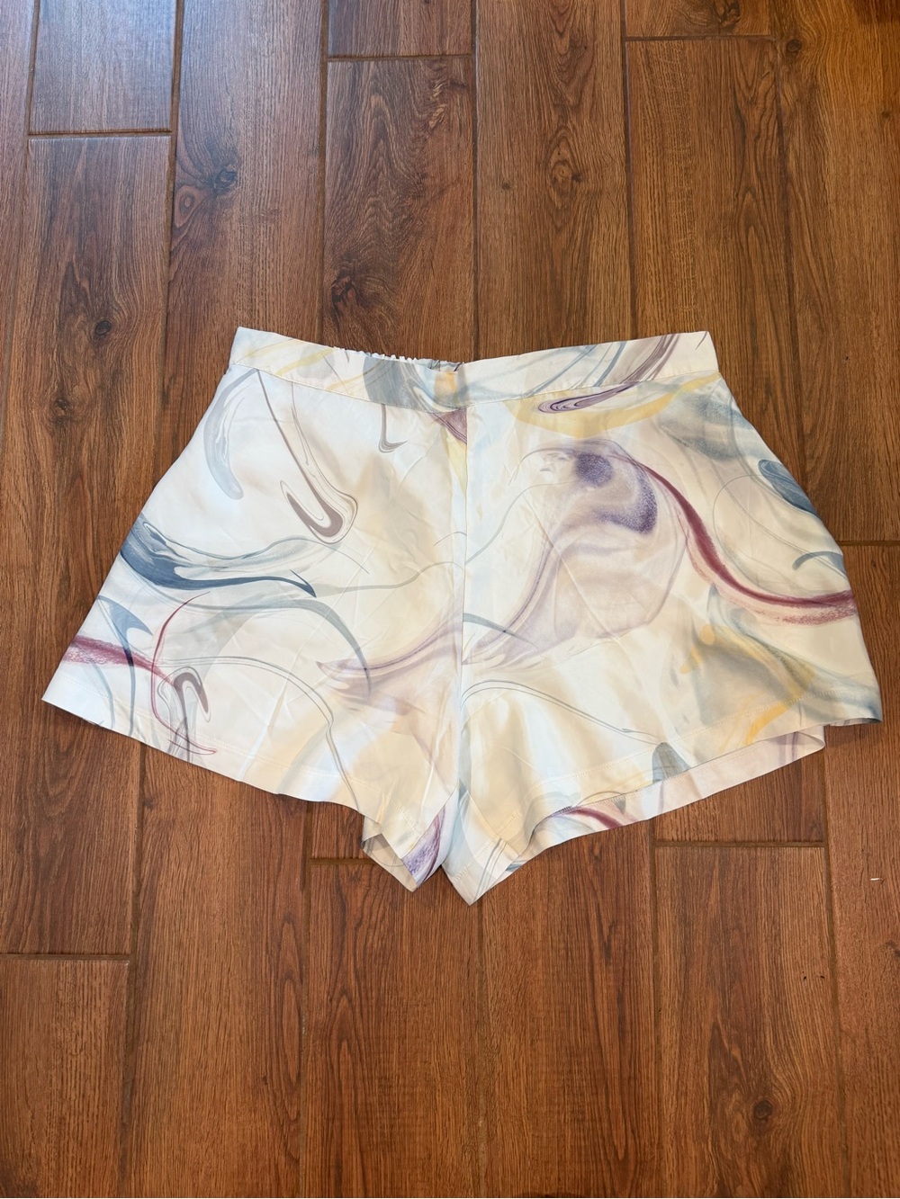 Athleta Women’s Abstract Ivory Shorts Plus Size 1X